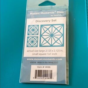 Mosaic Moments Discovery Set Dies